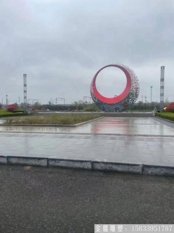 不锈钢镂空环雕塑